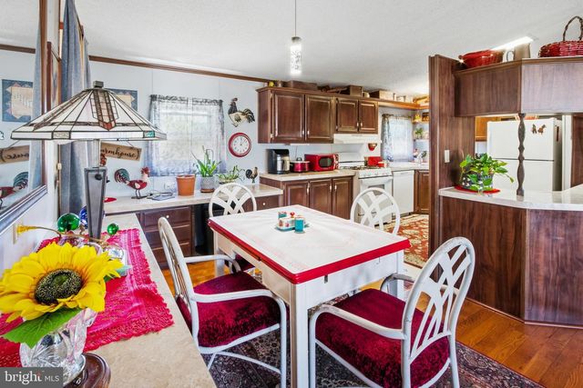 303 JOHN ALDEN DR, Buena, NJ 08310