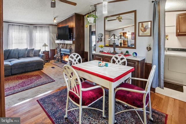 303 JOHN ALDEN DR, Buena, NJ 08310