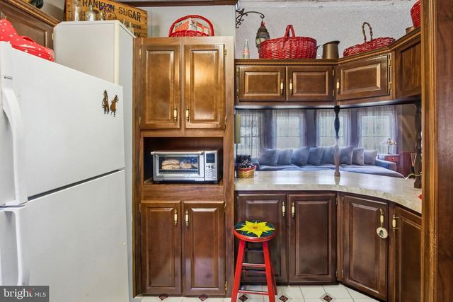 303 JOHN ALDEN DR, Buena, NJ 08310