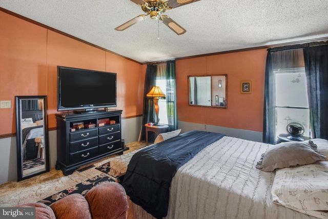 303 JOHN ALDEN DR, Buena, NJ 08310