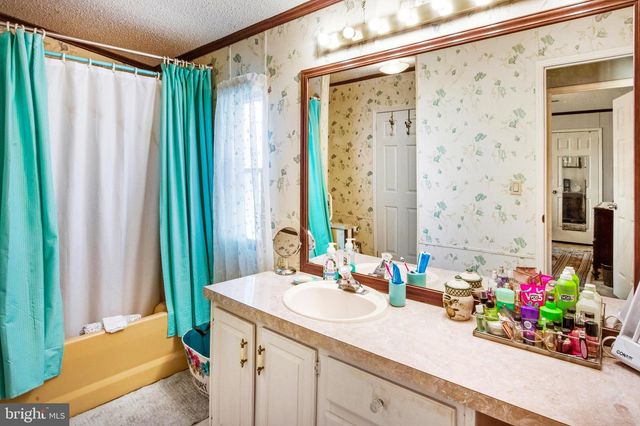 303 JOHN ALDEN DR, Buena, NJ 08310