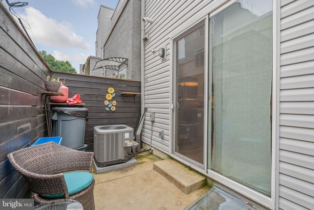 2059 FERNON ST, Philadelphia, PA 19145