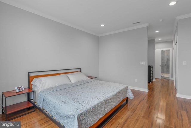 2059 FERNON ST, Philadelphia, PA 19145