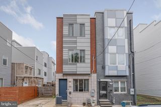 2059 FERNON ST, Philadelphia, PA 19145
