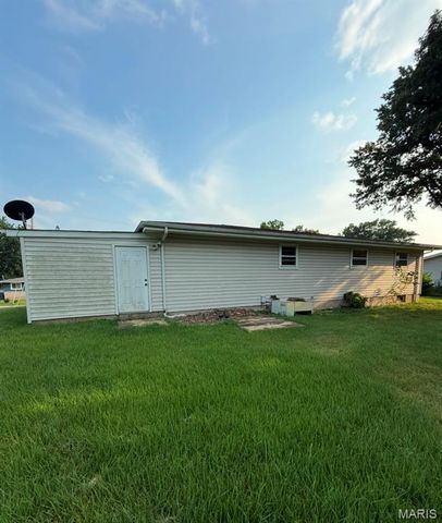1532 Kingsway Drive, Arnold, MO 63010