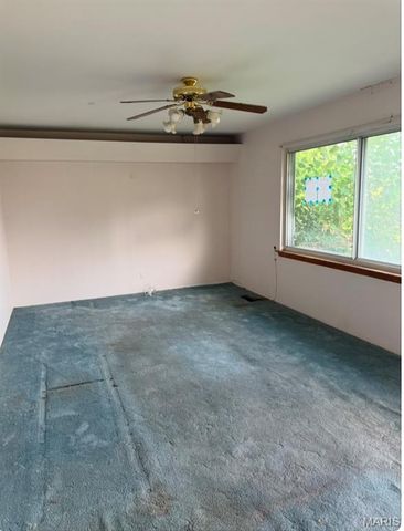 1532 Kingsway Drive, Arnold, MO 63010