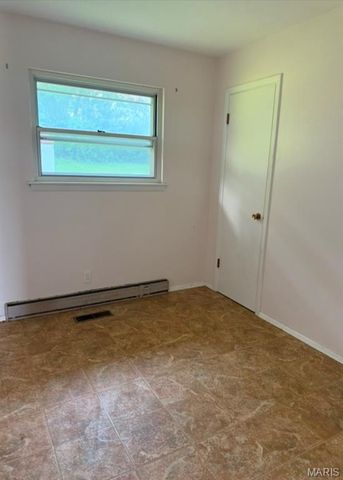 1532 Kingsway Drive, Arnold, MO 63010