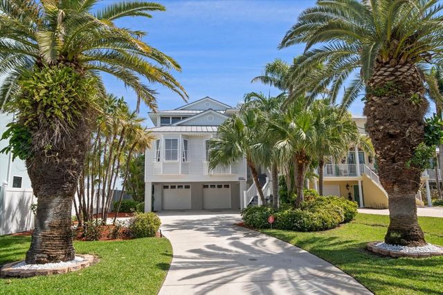 8685 E BAY DRIVE, Treasure Island, FL 33706