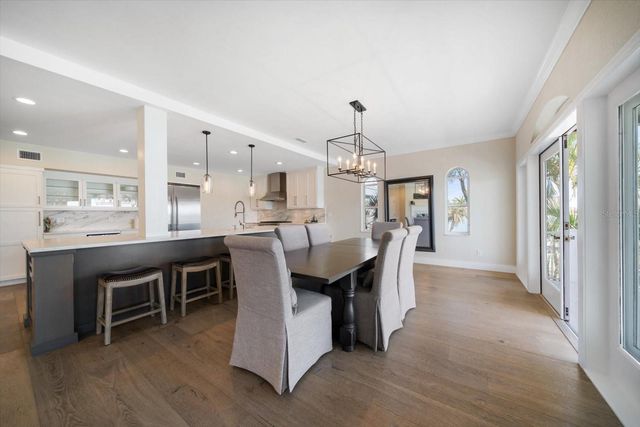 8685 E BAY DRIVE, Treasure Island, FL 33706