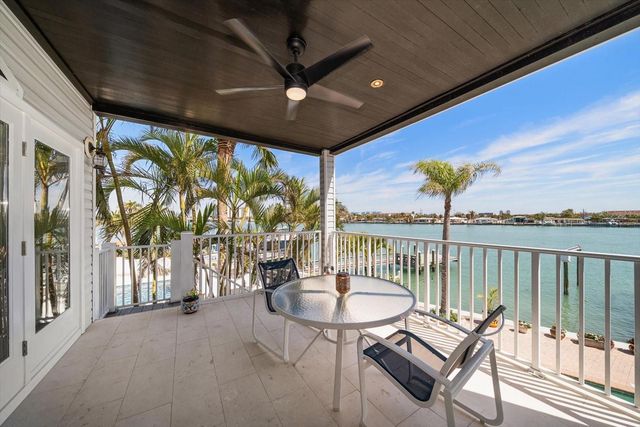 8685 E BAY DRIVE, Treasure Island, FL 33706