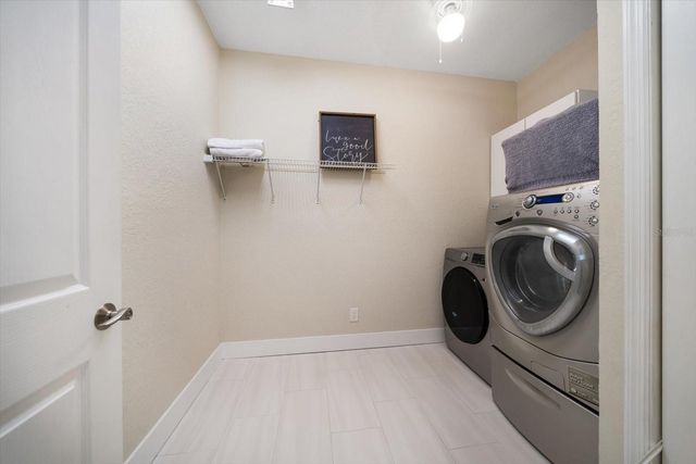 8685 E BAY DRIVE, Treasure Island, FL 33706