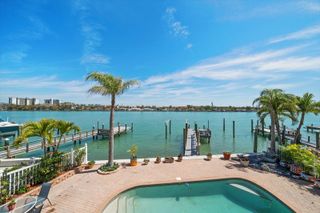 8685 E BAY DRIVE, Treasure Island, FL 33706