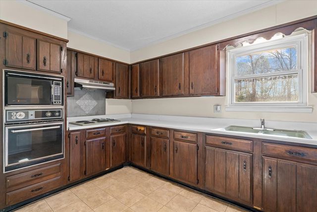 139 North Hills Drive, Cohutta, GA 30710