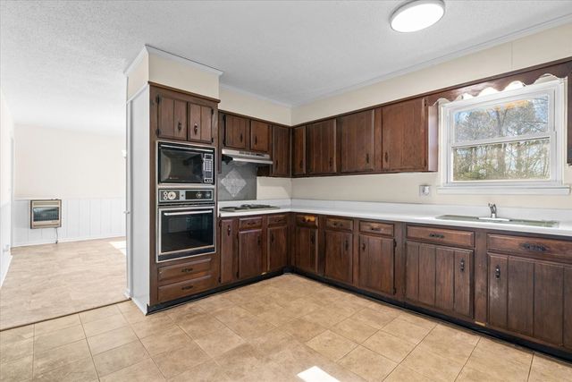 139 North Hills Drive, Cohutta, GA 30710