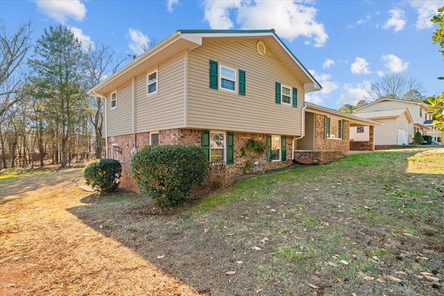 139 North Hills Drive, Cohutta, GA 30710