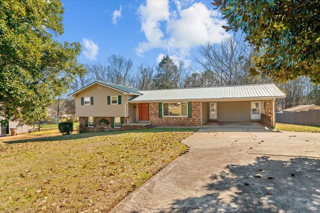 139 North Hills Drive, Cohutta, GA 30710