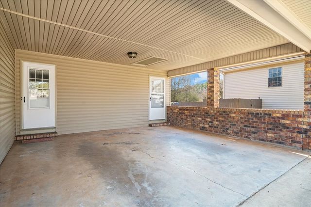 139 North Hills Drive, Cohutta, GA 30710