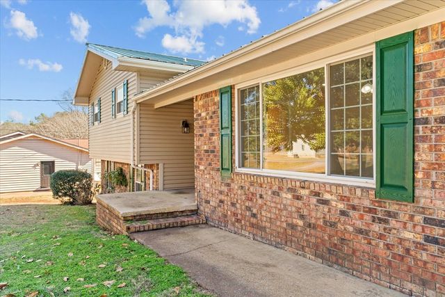 139 North Hills Drive, Cohutta, GA 30710