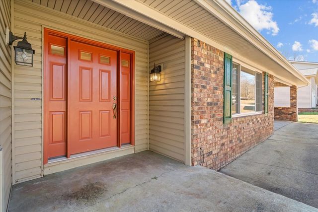 139 North Hills Drive, Cohutta, GA 30710