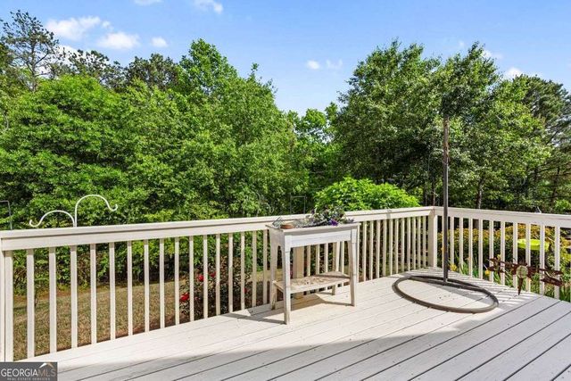 6867 Flagstone Way, Flowery Branch, GA 30542