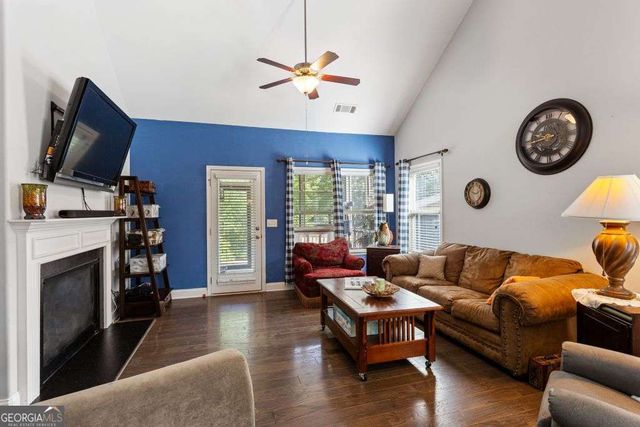 6867 Flagstone Way, Flowery Branch, GA 30542