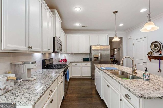 6867 Flagstone Way, Flowery Branch, GA 30542