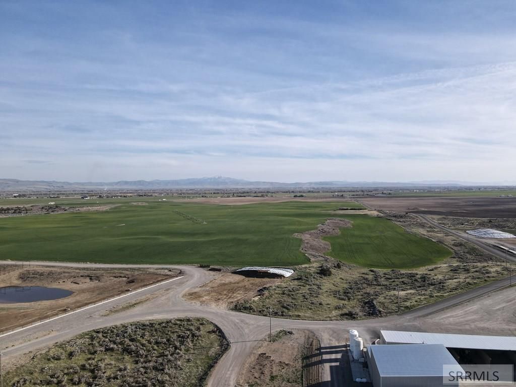 Image 10 of property listing at 730 N Center Street, Blackfoot, ID 83221
