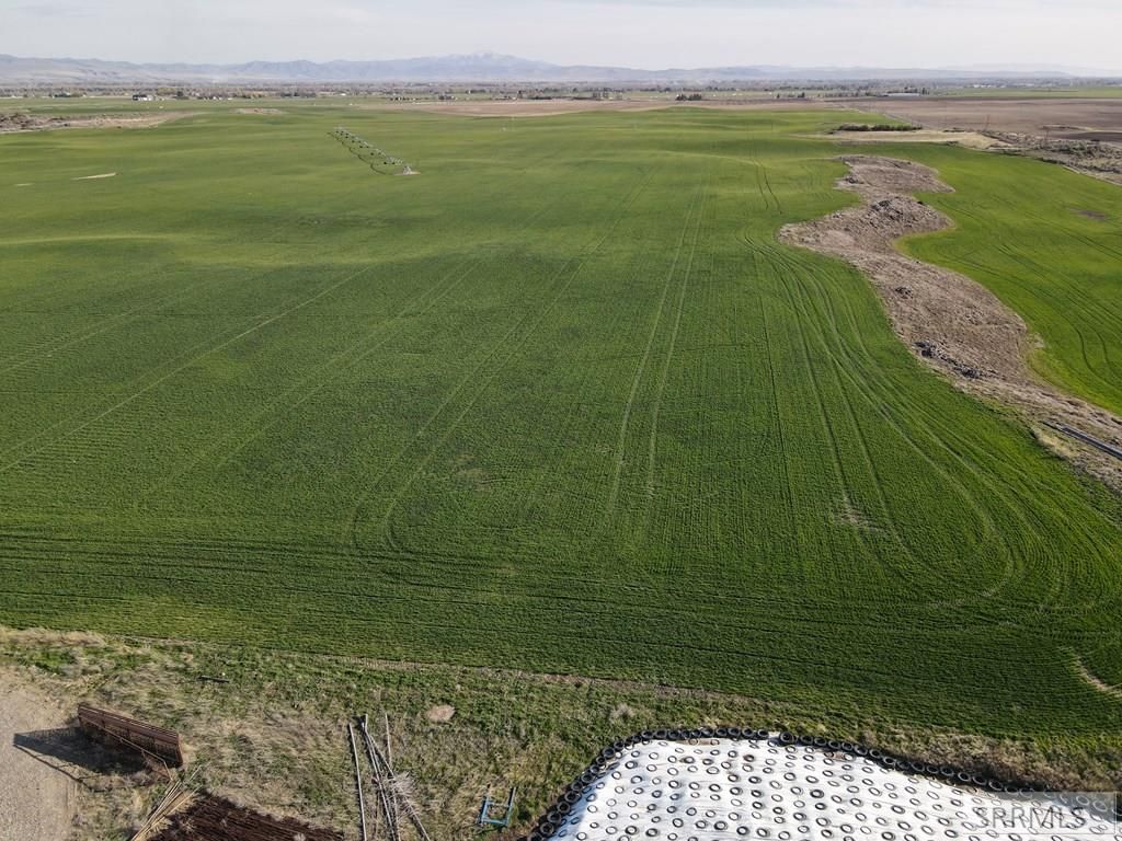 Image 11 of property listing at 730 N Center Street, Blackfoot, ID 83221