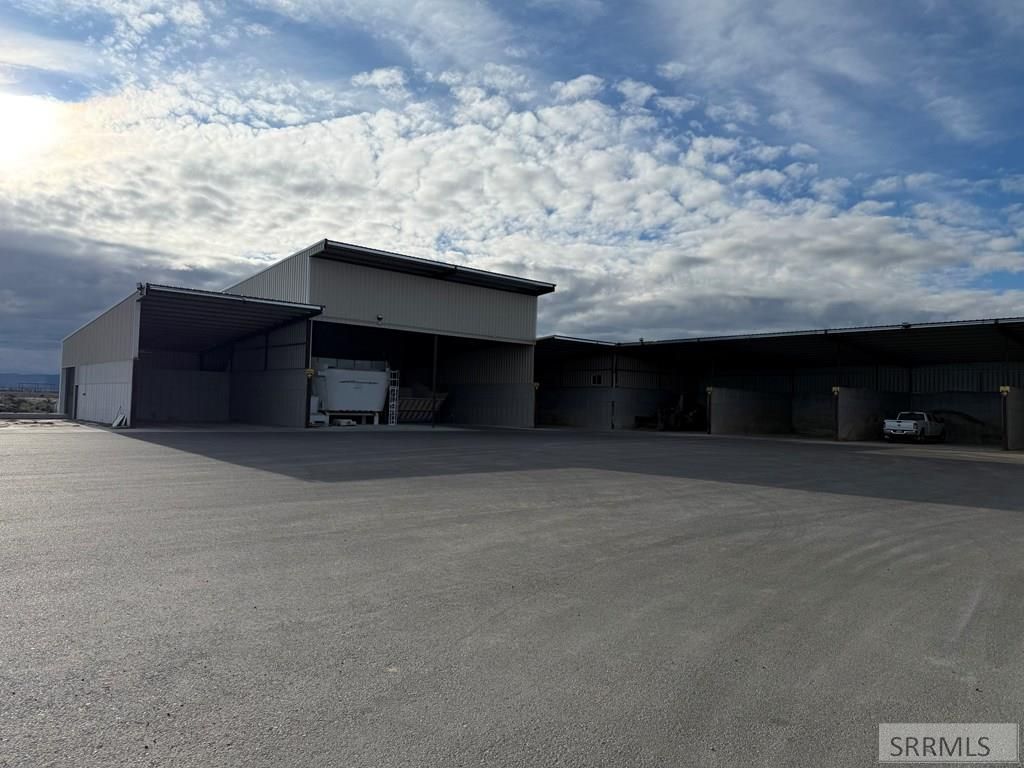 Image 34 of property listing at 730 N Center Street, Blackfoot, ID 83221