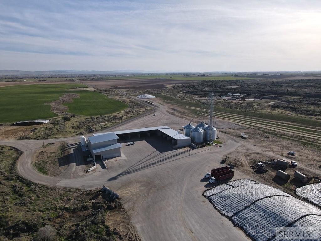 Image 9 of property listing at 730 N Center Street, Blackfoot, ID 83221