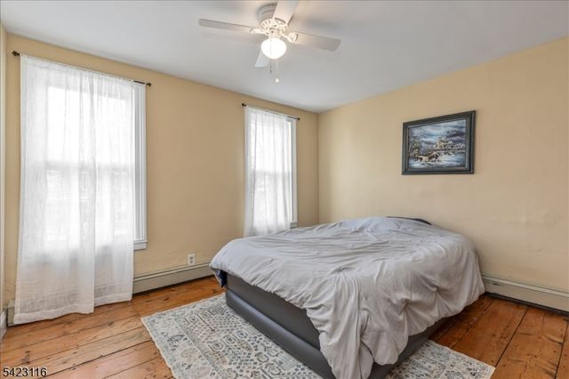 40 Franklin St, Franklin Twp., NJ 08873