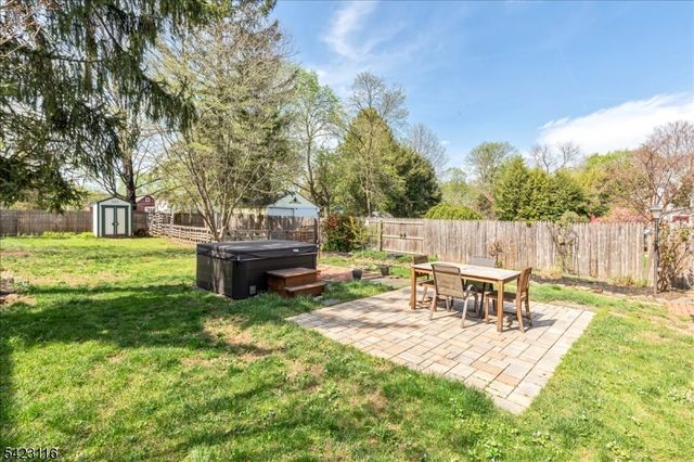 40 Franklin St, Franklin Twp., NJ 08873