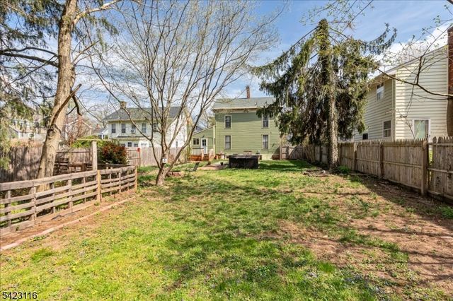 40 Franklin St, Franklin Twp., NJ 08873