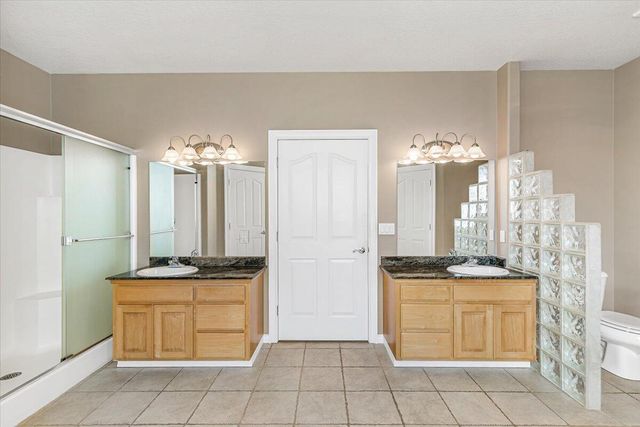 142 Whispering Drive, Grants Pass, OR 97527