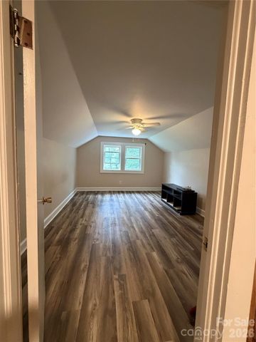 77 Maple Road, Spruce Pine, NC 28777