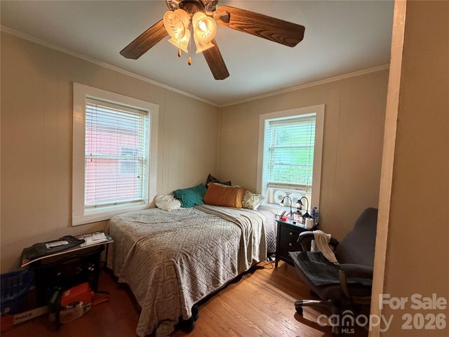 77 Maple Road, Spruce Pine, NC 28777