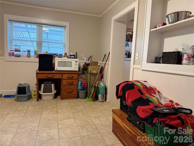 77 Maple Road, Spruce Pine, NC 28777