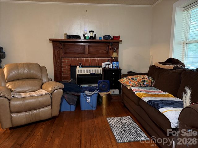 77 Maple Road, Spruce Pine, NC 28777
