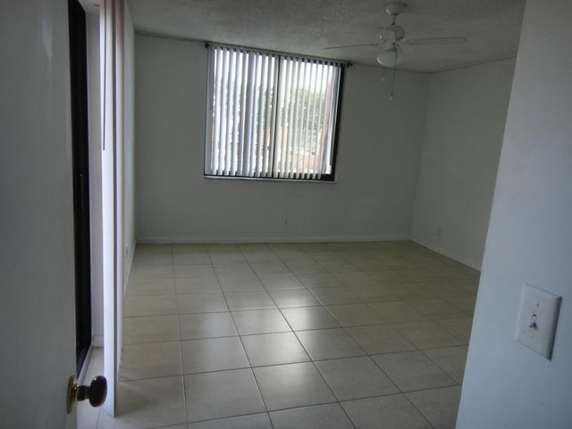 3679 Victoria Drive, West Palm Beach, FL 33406