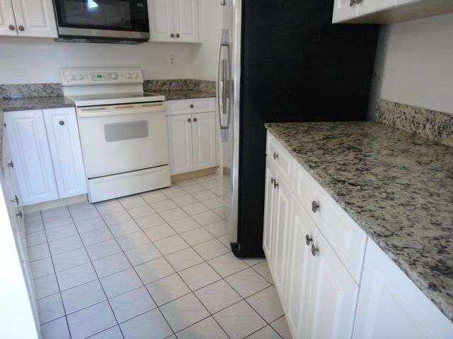 3679 Victoria Drive, West Palm Beach, FL 33406