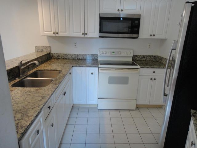 3679 Victoria Drive, West Palm Beach, FL 33406