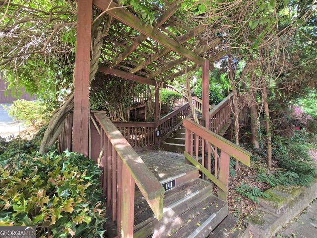 101 Alden Avenue NW E, Atlanta, GA 30309