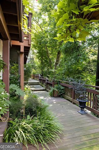 101 Alden Avenue NW E, Atlanta, GA 30309