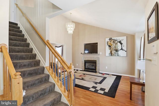 216 DAFFODIL RD, Glen Burnie, MD 21060