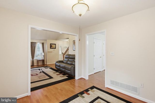 216 DAFFODIL RD, Glen Burnie, MD 21060