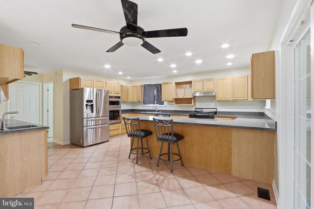 216 DAFFODIL RD, Glen Burnie, MD 21060