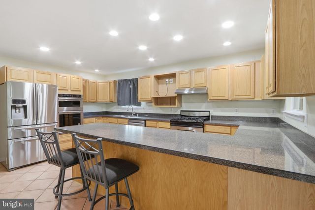 216 DAFFODIL RD, Glen Burnie, MD 21060