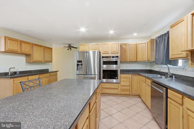 216 DAFFODIL RD, Glen Burnie, MD 21060