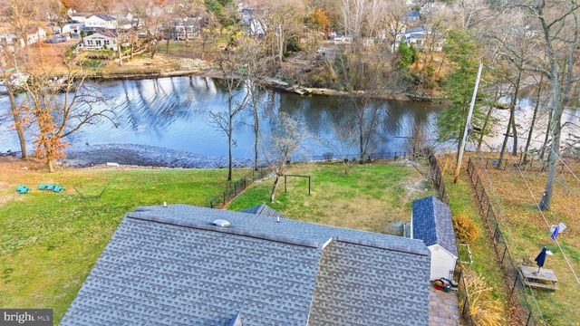 216 DAFFODIL RD, Glen Burnie, MD 21060