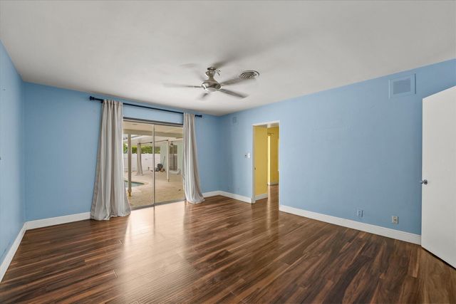 167 Beacon Lane, Jupiter, FL 33469